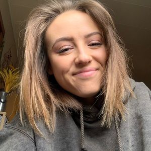 Meet your Posher, Lizzie